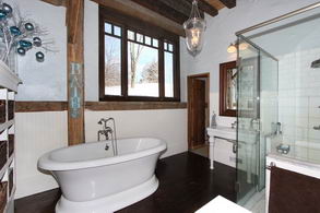 Master Bathroom - Country homes for sale and luxury real estate including horse farms and property in the Caledon and King City areas near Toronto